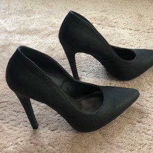 Michael Antonio Shoes (Pumps) Size: 6 Color: Charcoal Grey/Black